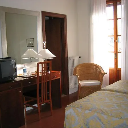 Palazzo Ricasoli 4* 佛罗伦萨