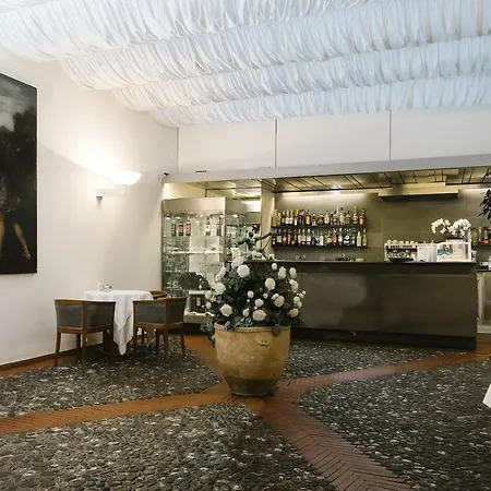מלון Palazzo Ricasoli 4*